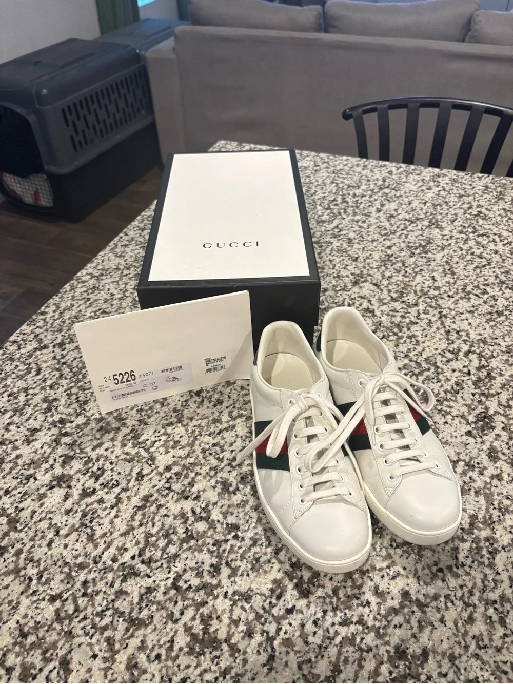 Gucci White Leather Sneakers | White | 7